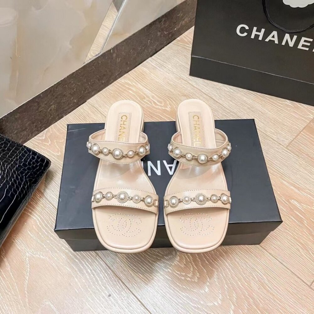 Chanal fashion pearl sandals